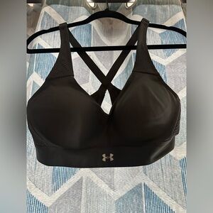 Under Armour Women’s Crossback Mid Impact Sports Bra Grey Medium